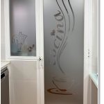 vinil_vidre_porta_cuina_1120_k25N_F01