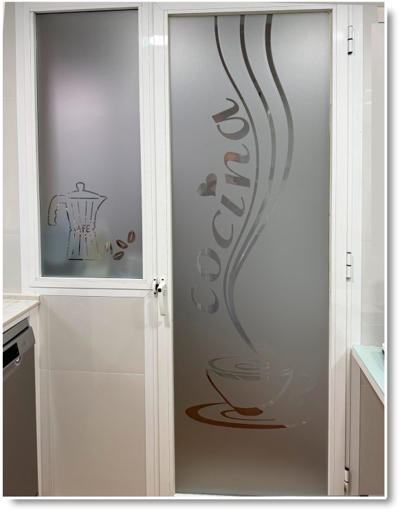 vinilo_cristal_puerta_cocina_1120_k25N_F03